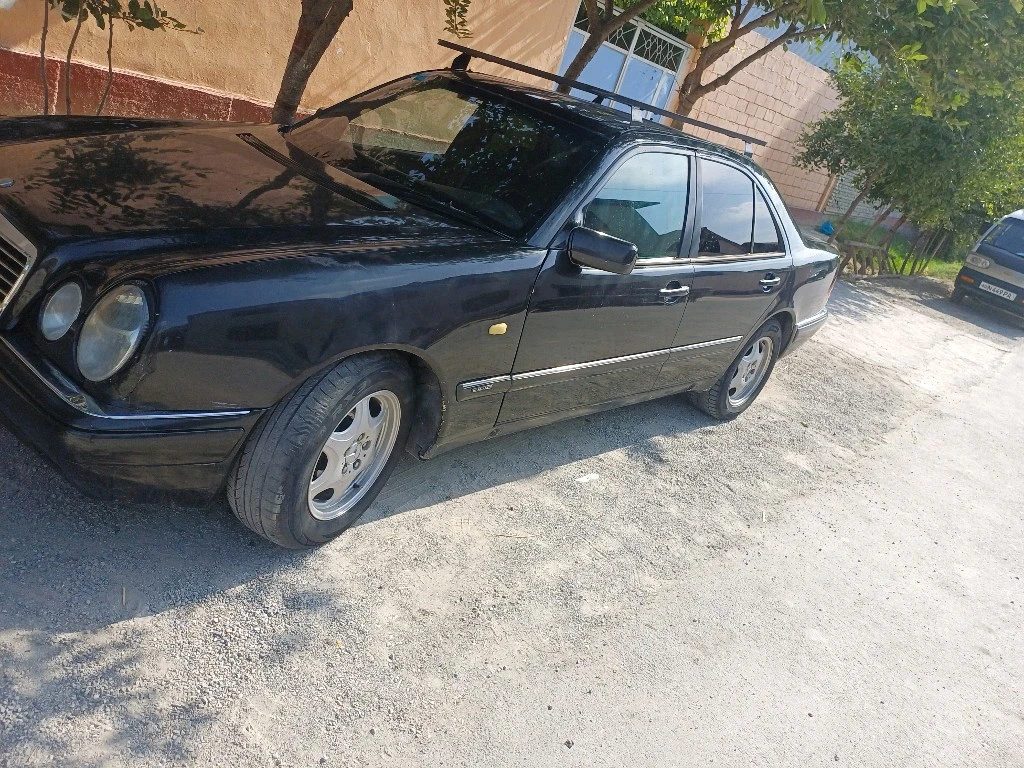Mercedes-Benz E-Класс