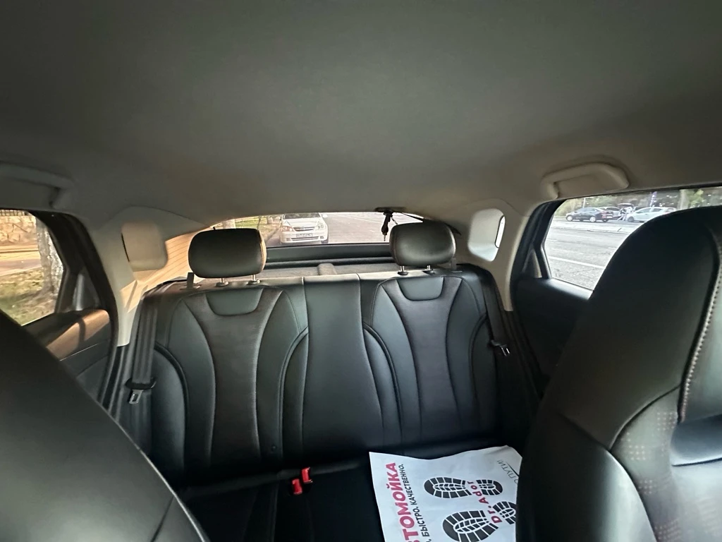 BYD E2
