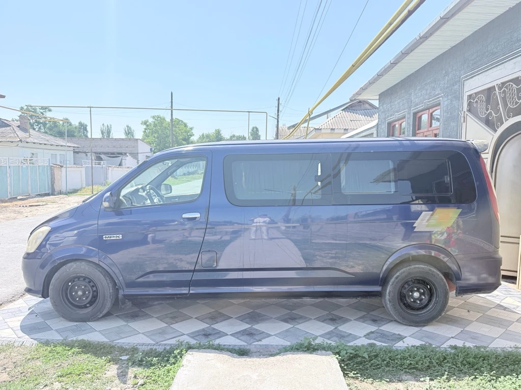 Foton Midi