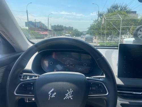 Hongqi E-QM5, 2024, Toshkent shahri