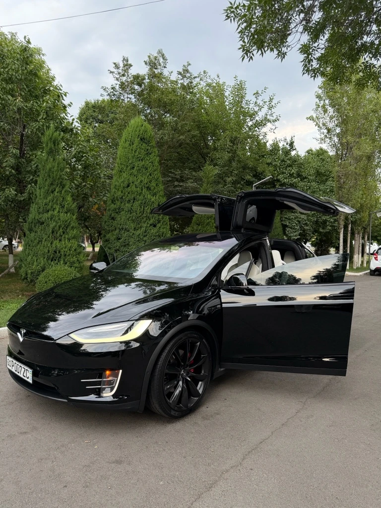 Tesla Model X