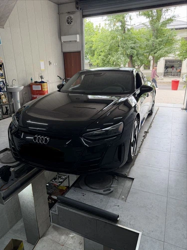 Audi Quattro, 2021, Toshkent