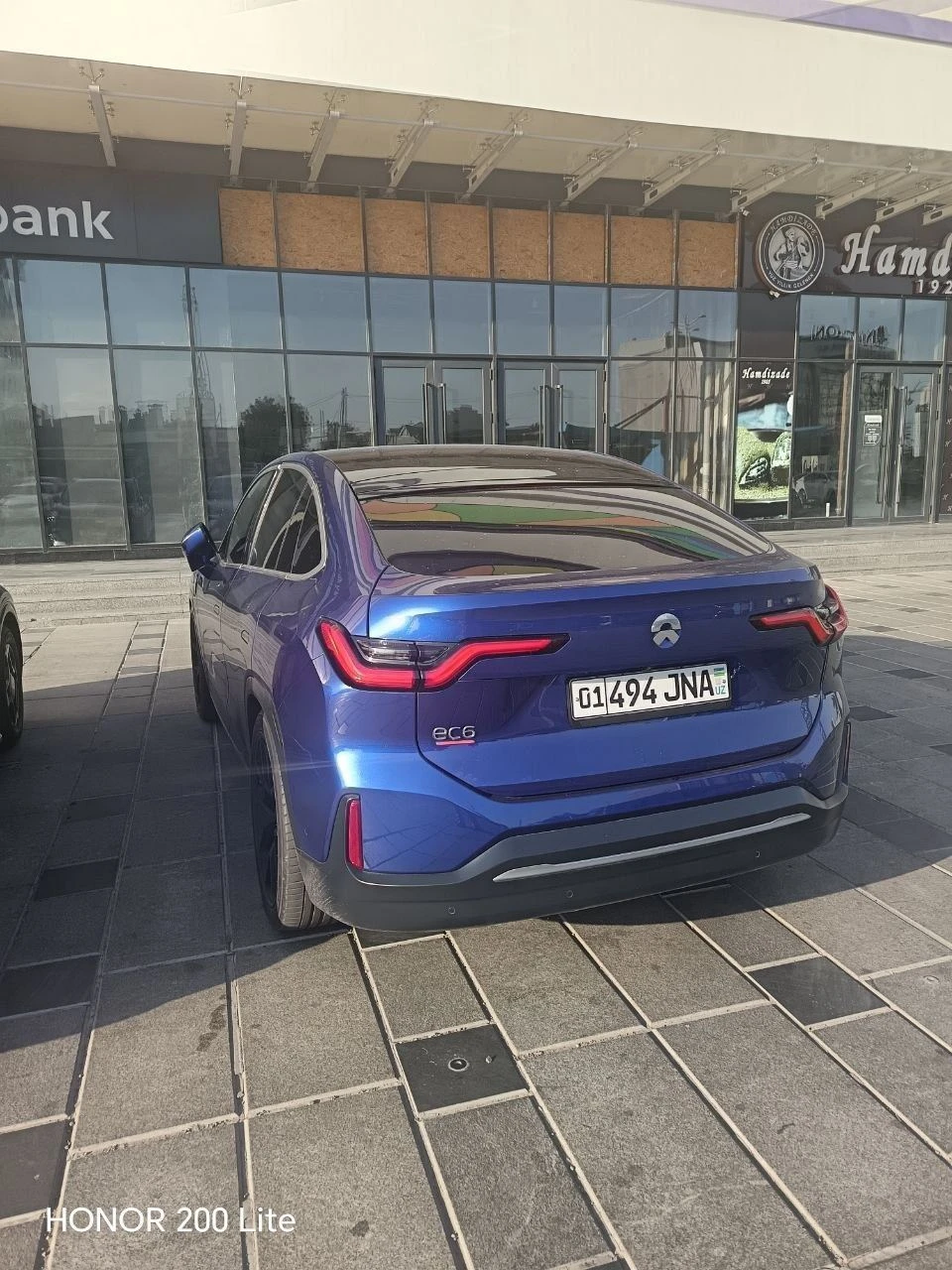 Nio EC6