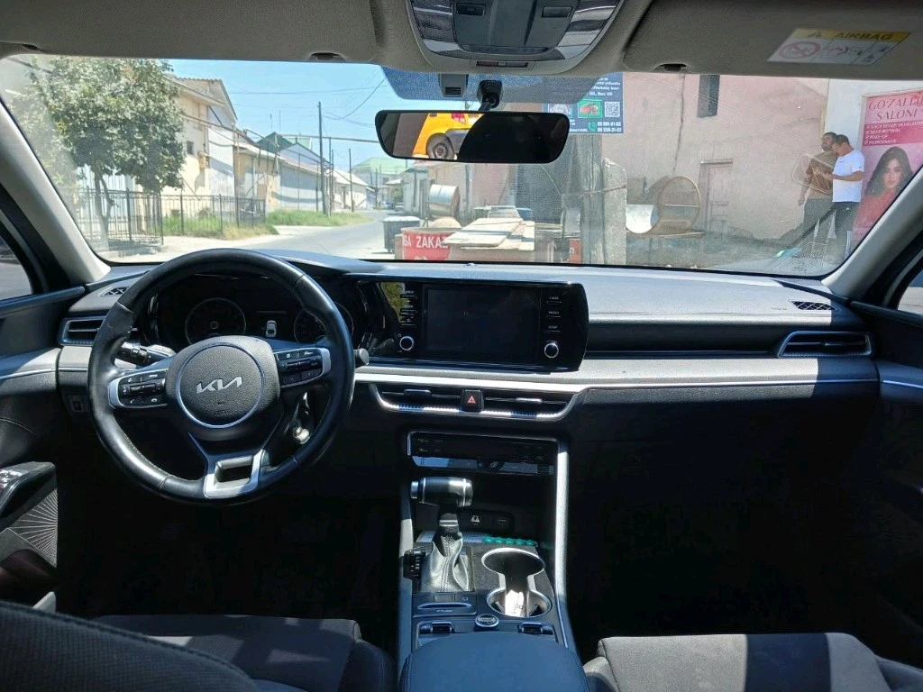 Kia K5