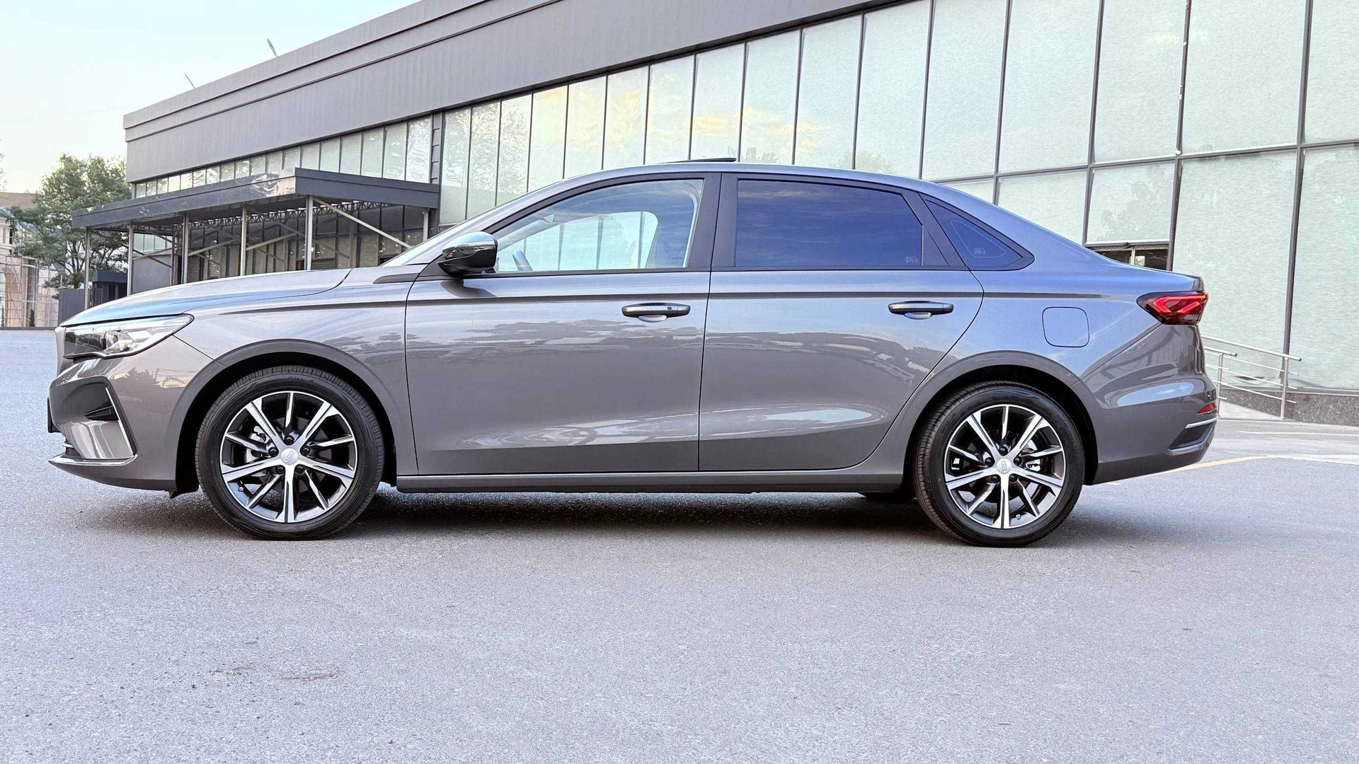Geely Emgrand S