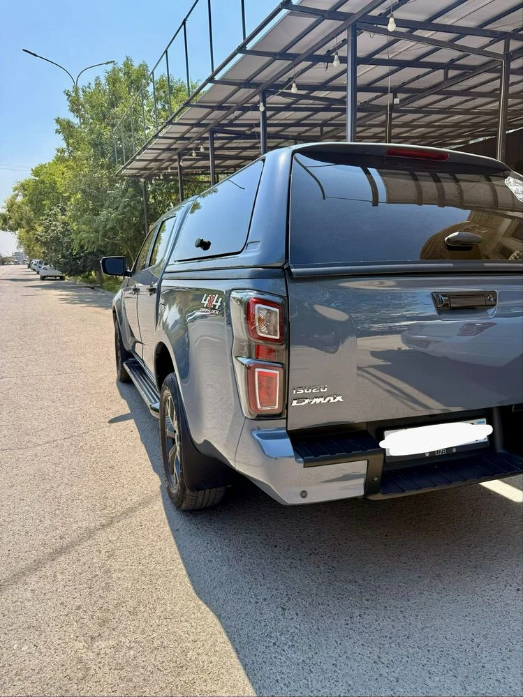 Isuzu Wizard