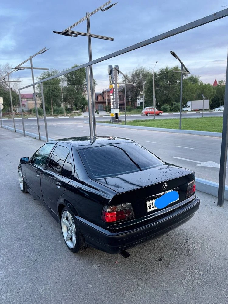 BMW 3200