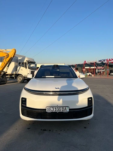 LiXiang L7, 2025, Toshkent shahri