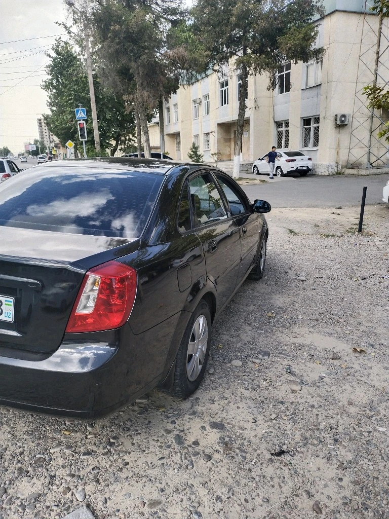 Daewoo Lacetti