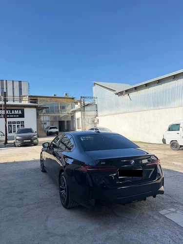 BMW i5, 2024, Toshkent shahri