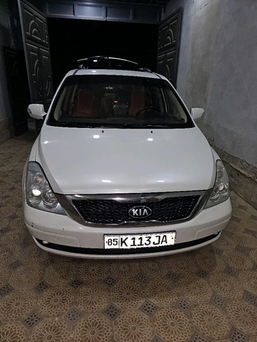 Kia Carnival, 2013, Навоийская область