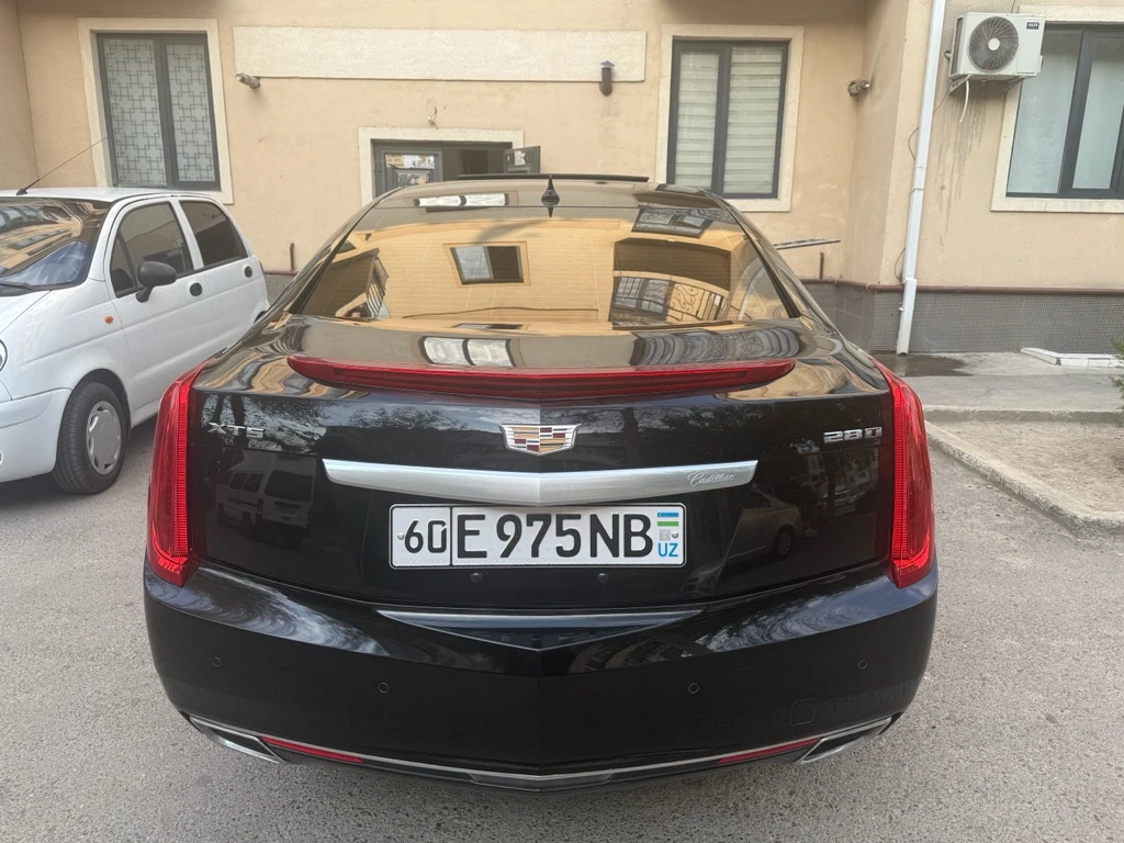 Cadillac XTS