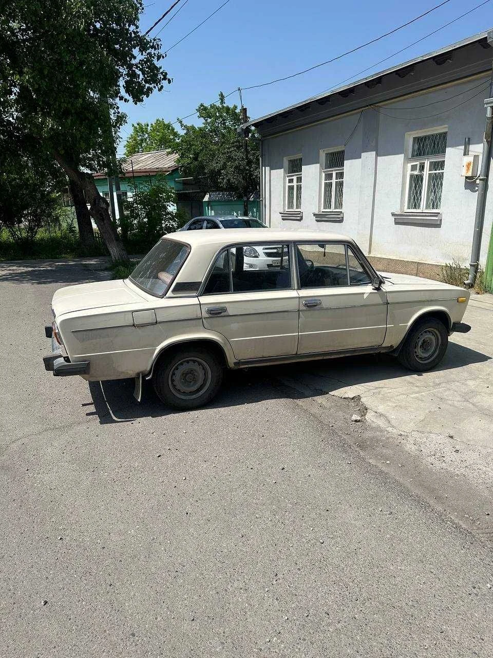 Lada (ВАЗ) 2106