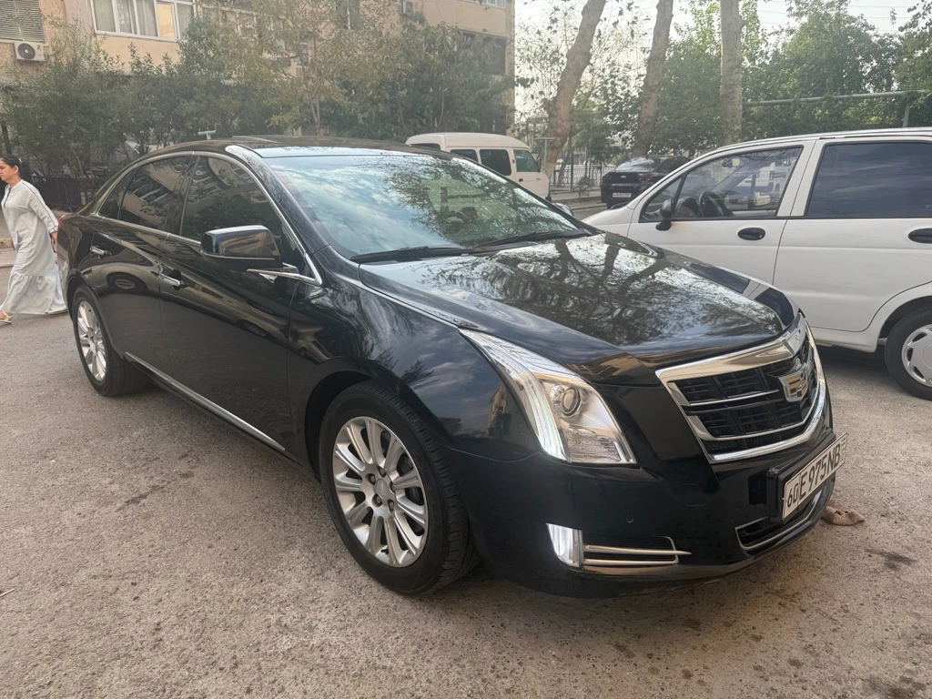 Cadillac XTS