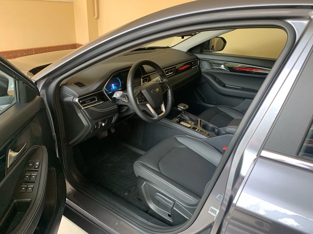 JAC J7