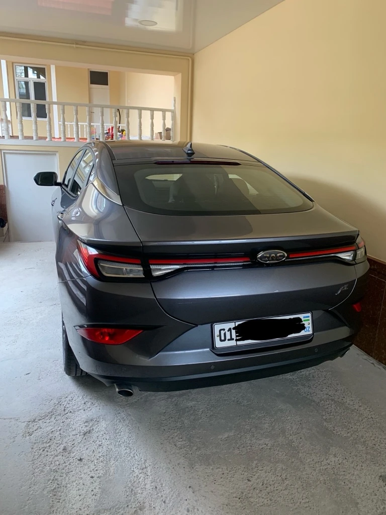 JAC J7