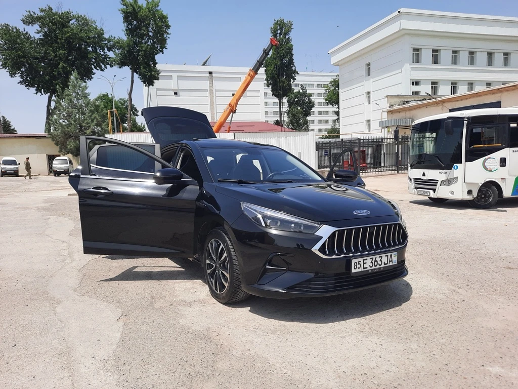 JAC J7