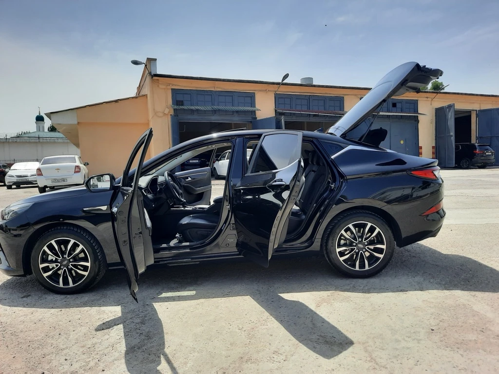 JAC J7