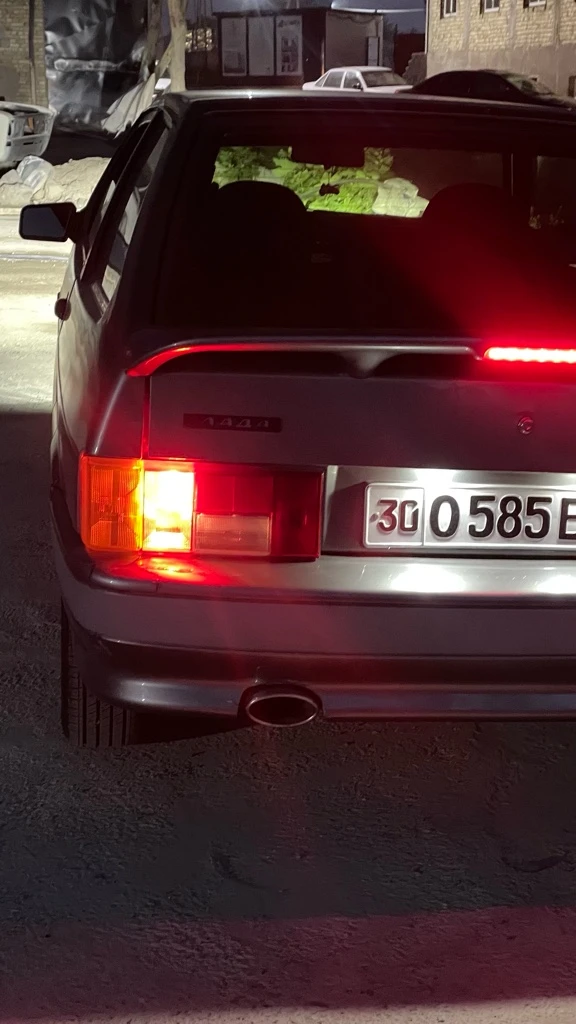 Lada (ВАЗ) 2113