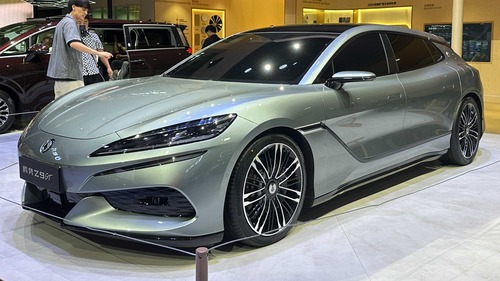 Denza Z9, 2025, Toshkent