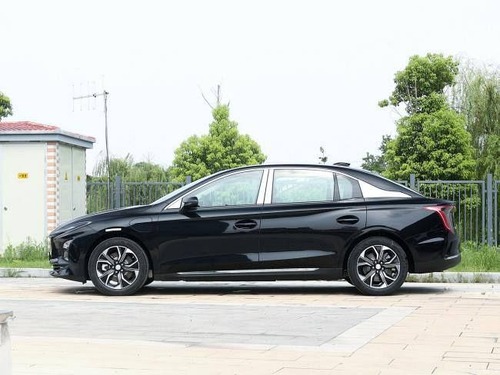 Hongqi E-QM5, 2025, Наманганская область