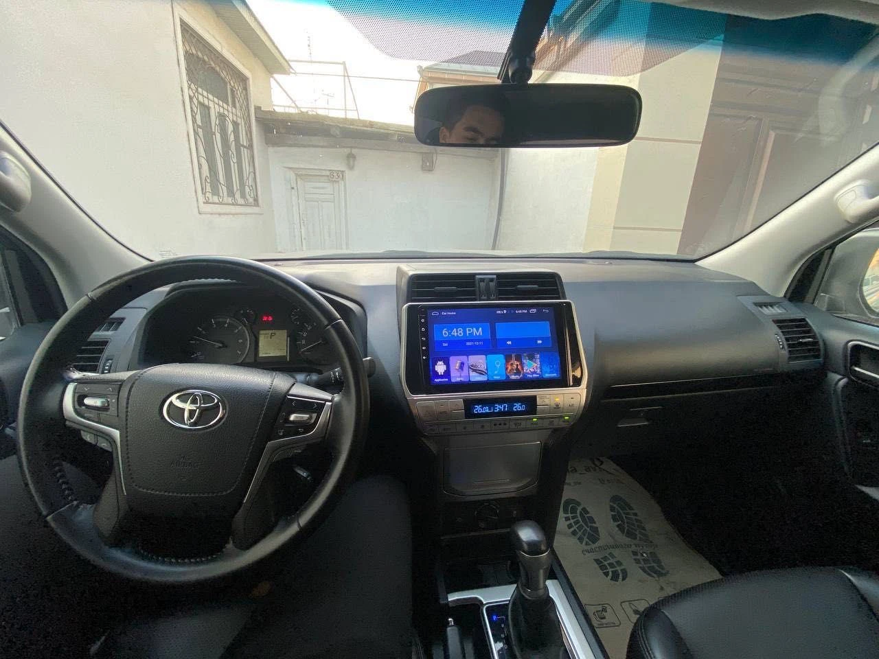Toyota Land Cruiser 300