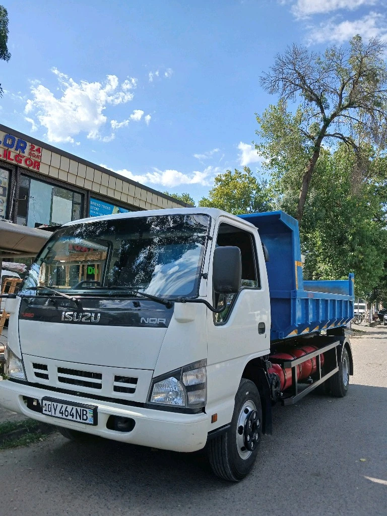 Isuzu D-Max