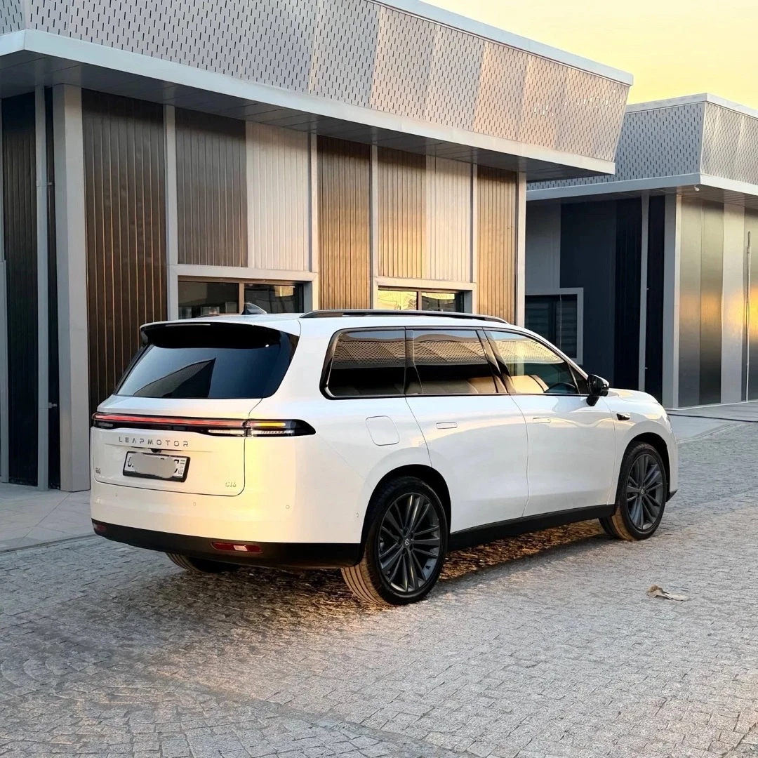 Leapmotor C16