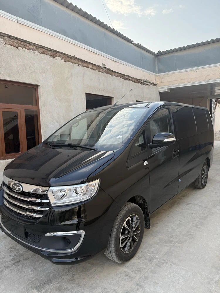 JAC Refine M3