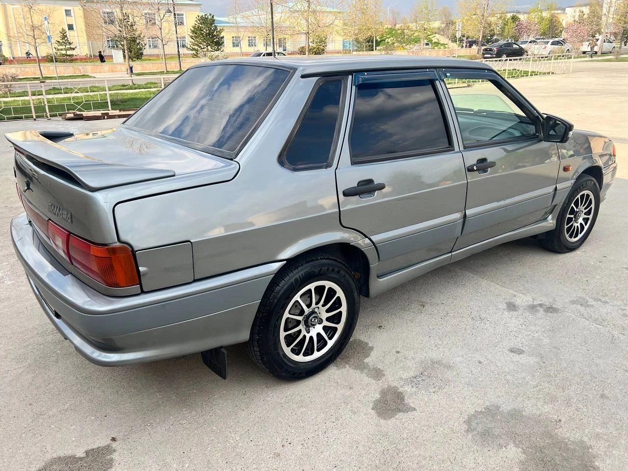 Lada (ВАЗ) 2115
