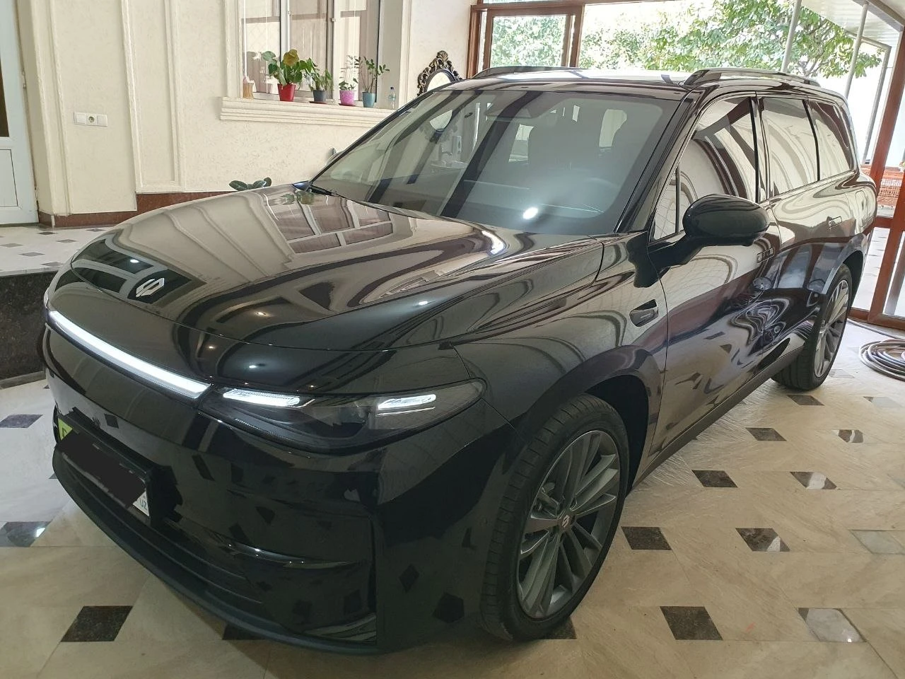 Leapmotor C16