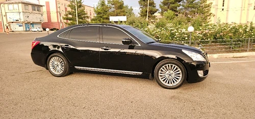 Hyundai Equus