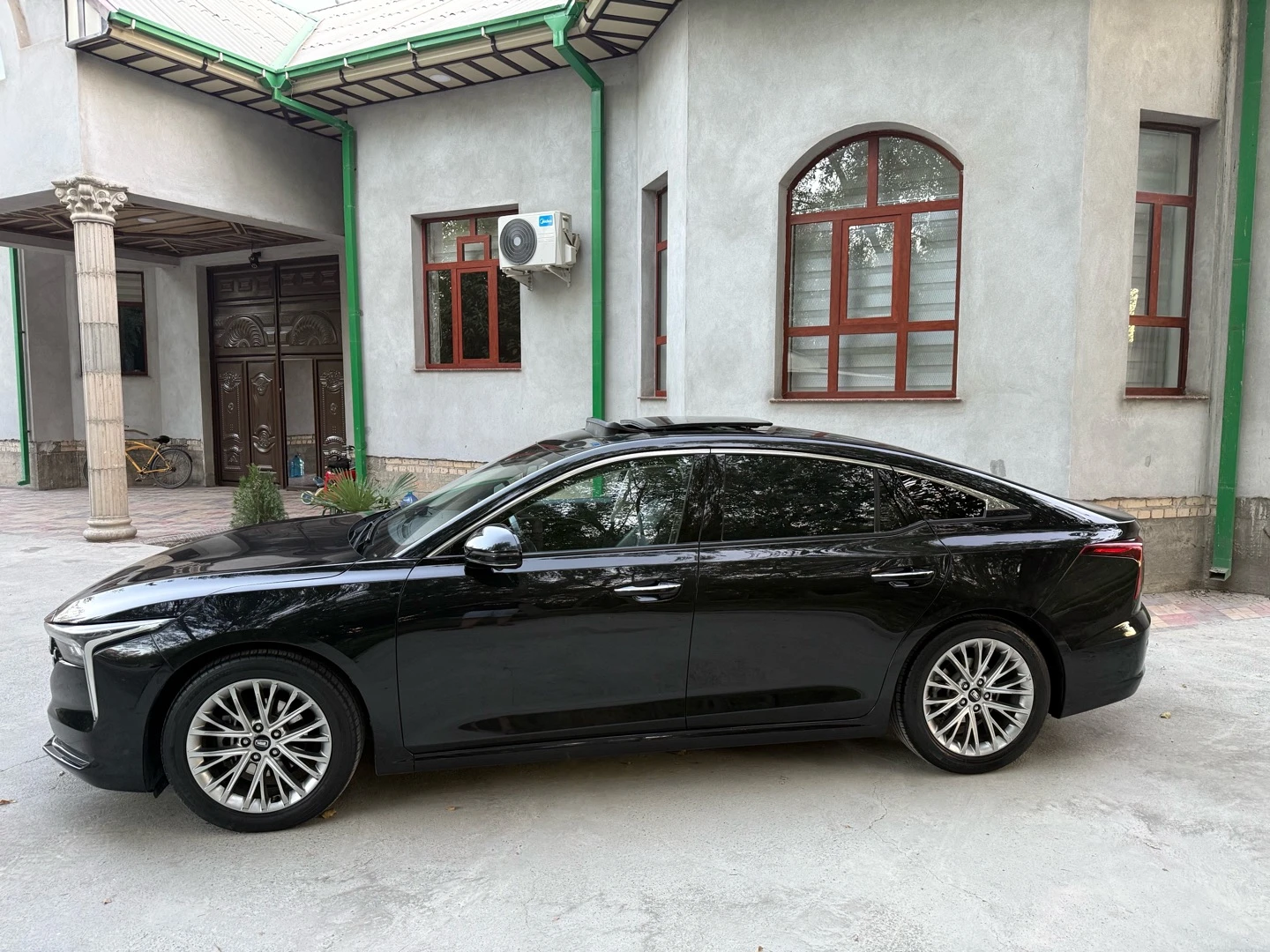 FAW Bestune B70