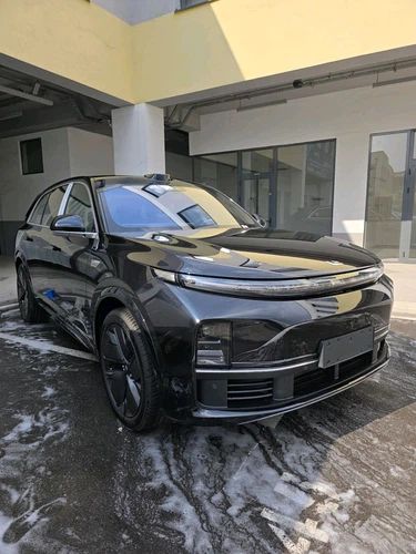 LiXiang L9