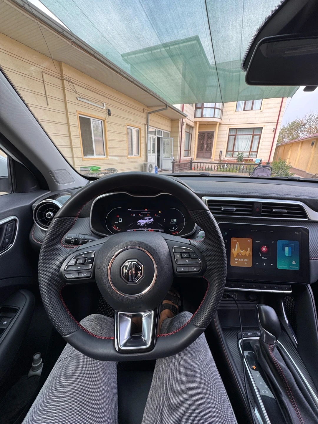 MG ZS