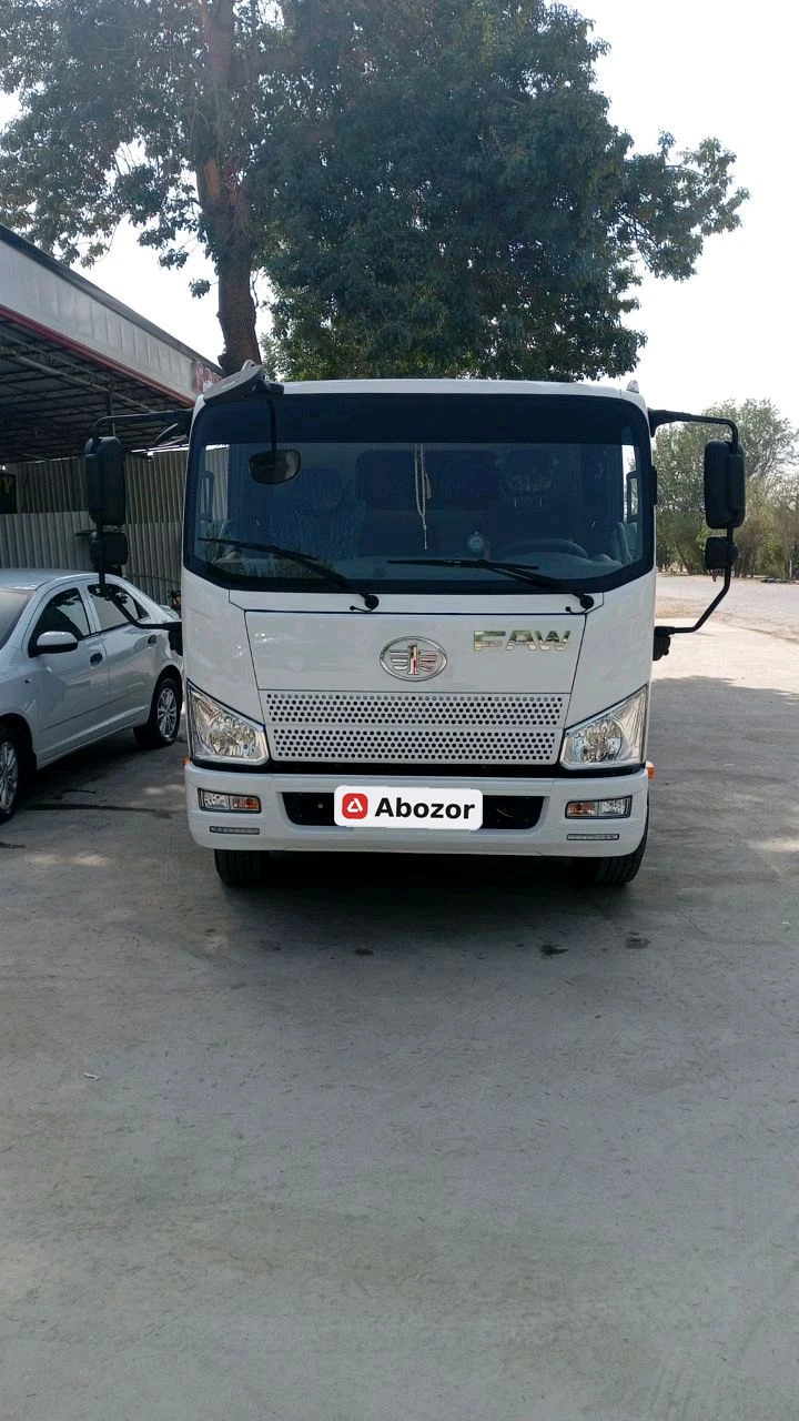 FAW Bestune B70