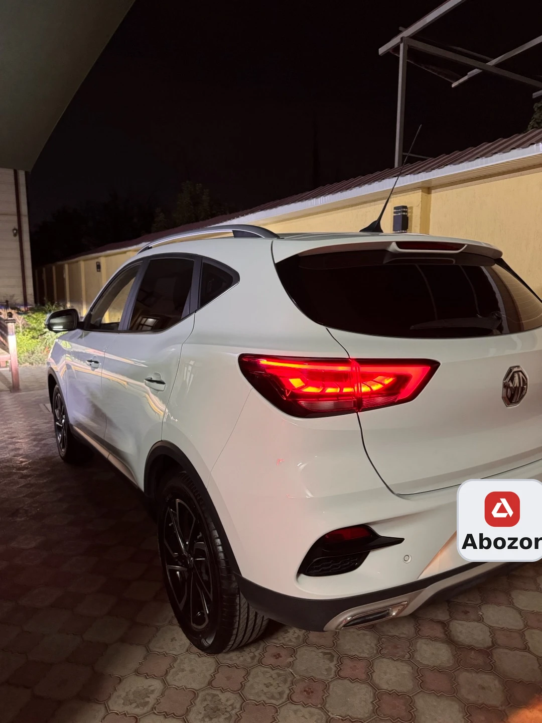MG ZS