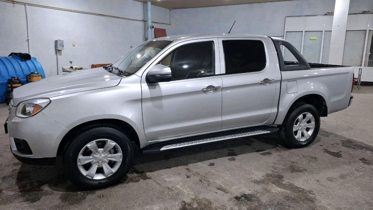 JAC T6