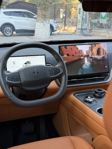 Dongfeng EP 008