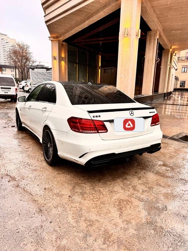 Mercedes-Benz E-Класс