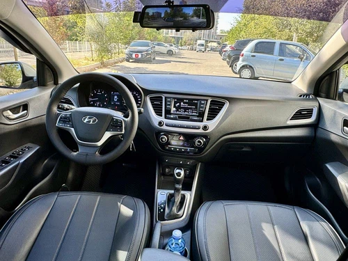 Hyundai Accent