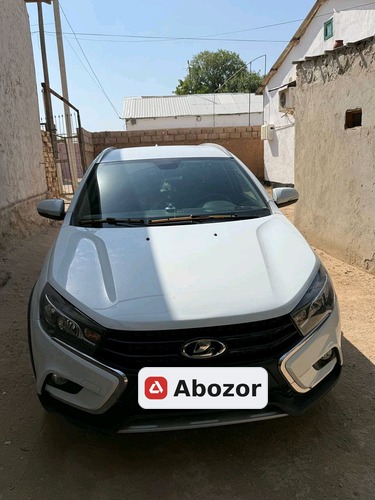 Lada (ВАЗ) Vesta, 2022, Navoiy