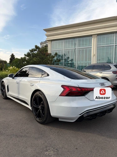 Audi e-tron GT