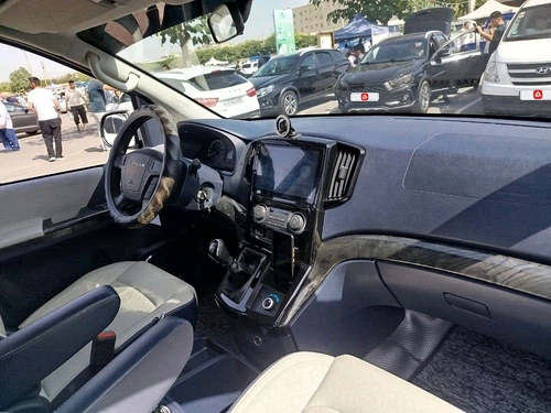 Dongfeng Fengon E5