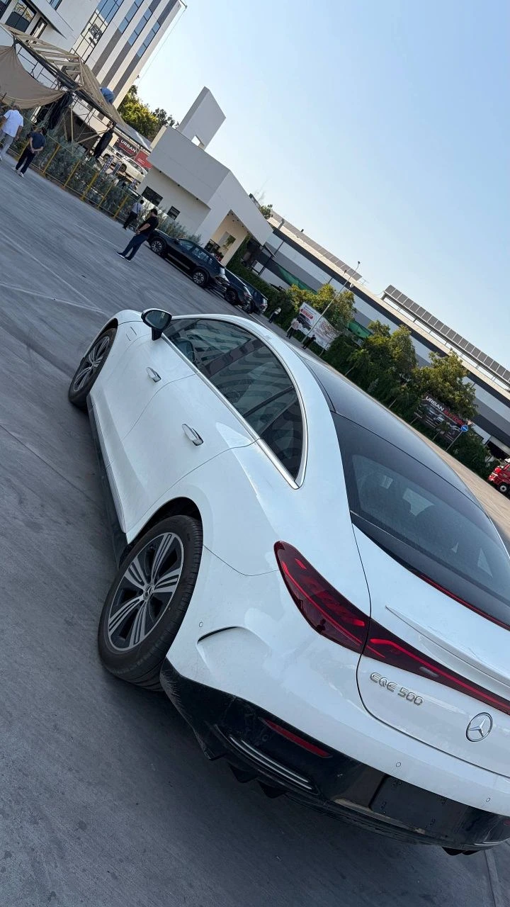 Mercedes-Benz EQE SUV AMG