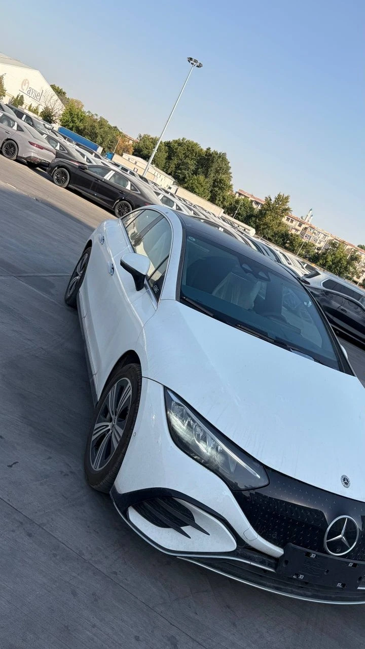Mercedes-Benz EQE SUV AMG