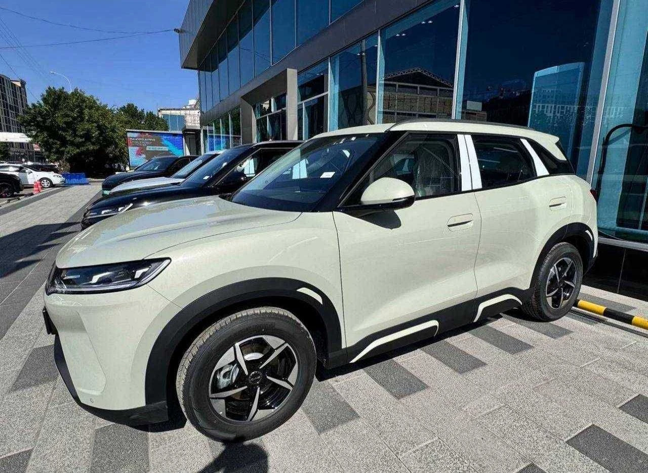 BYD Yuan Up
