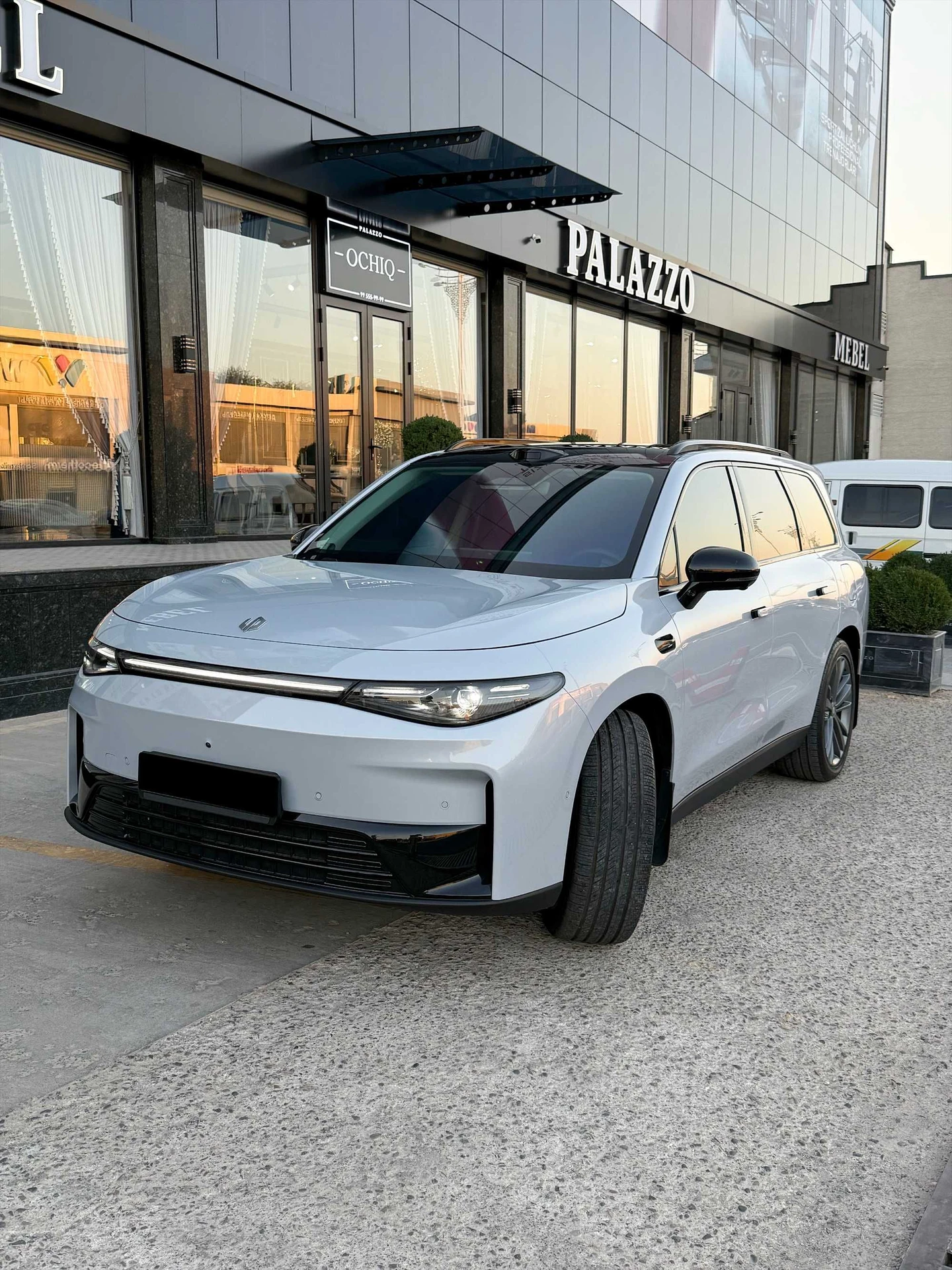 Leapmotor C16