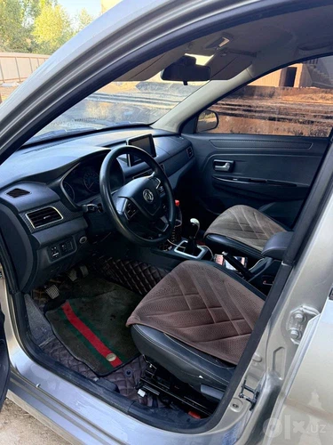 Dongfeng Glory330S
