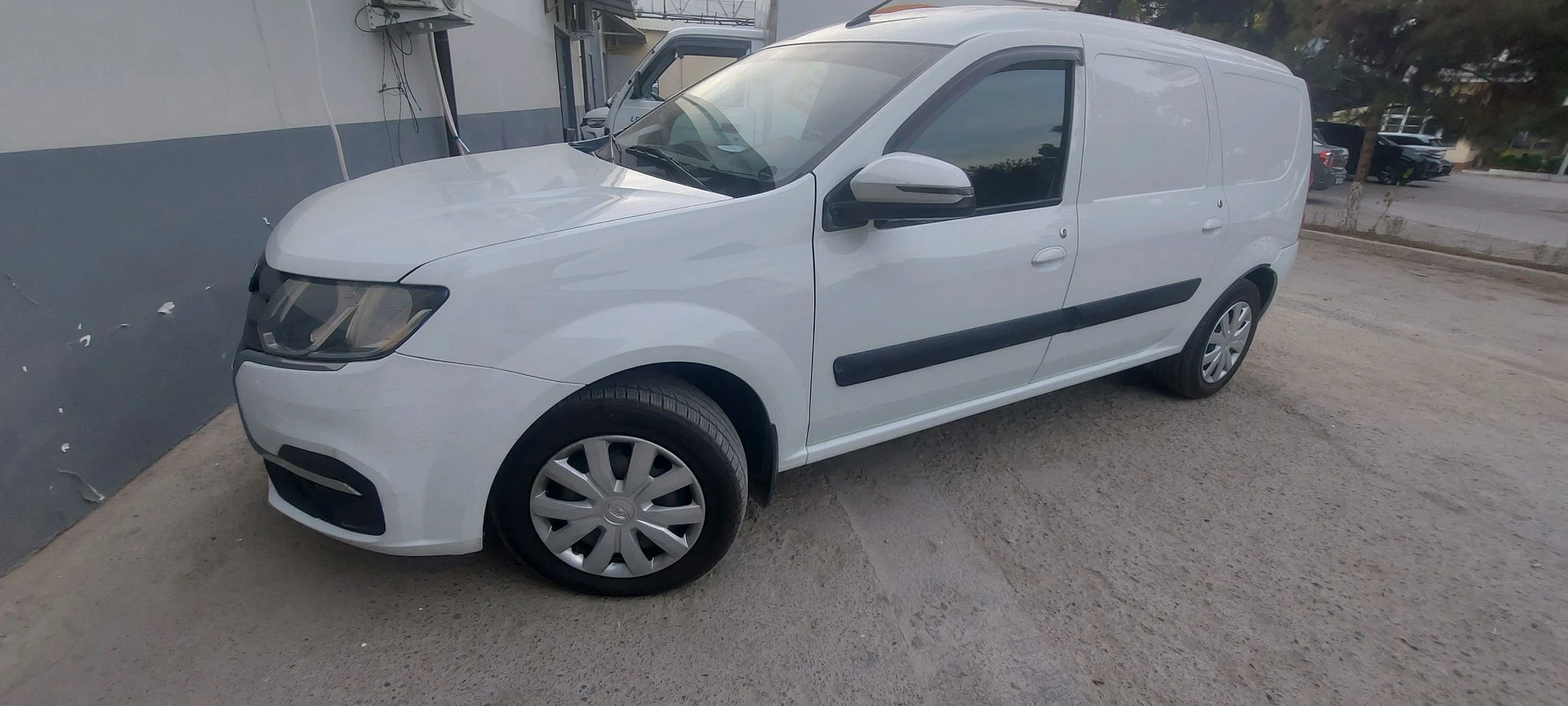 Lada (ВАЗ) Largus
